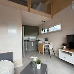Tiny House 1 Strandperle بيت للعطل Freest